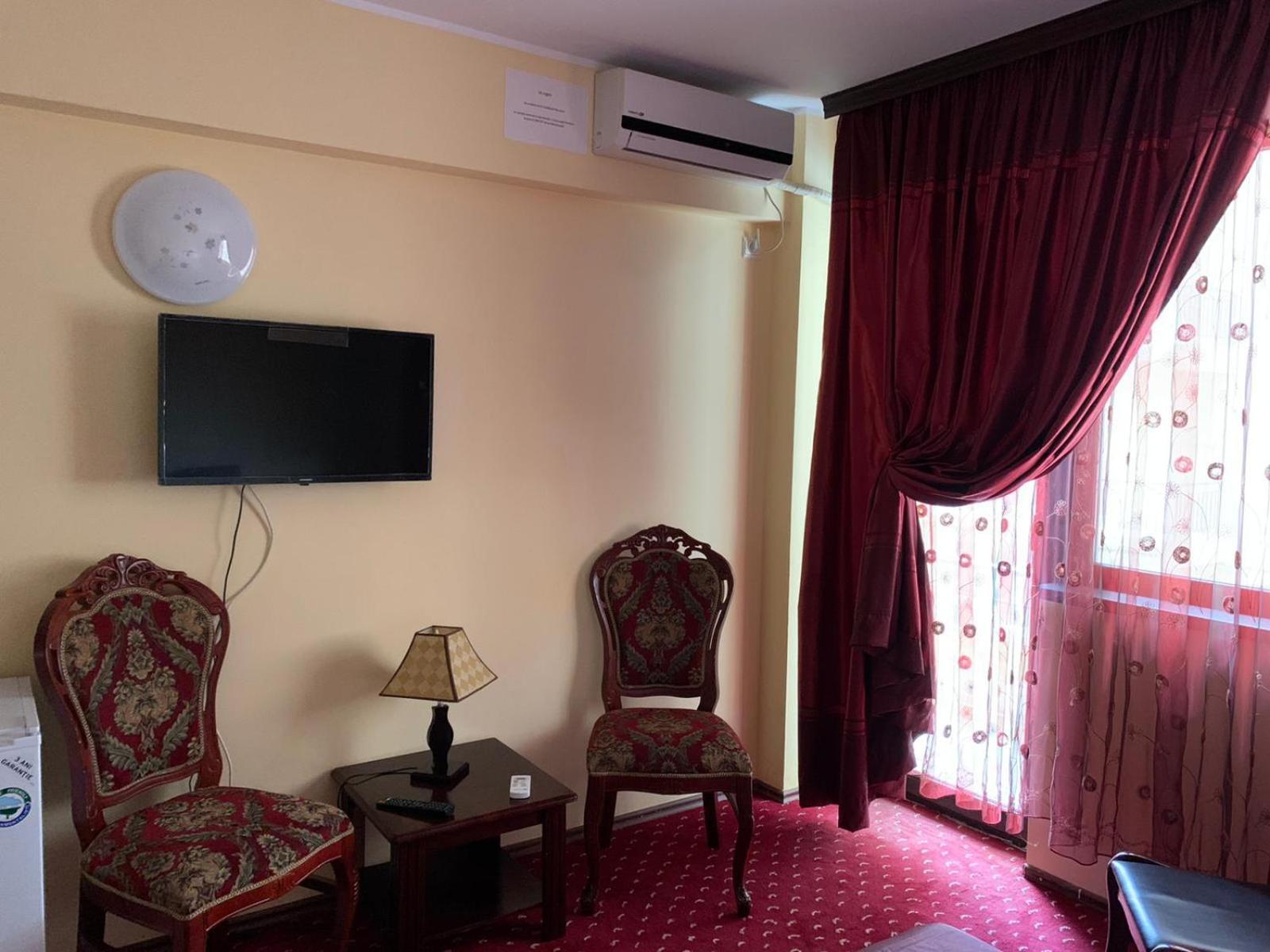 Orient Mamaia Nord Hotel Năvodari Buitenkant foto
